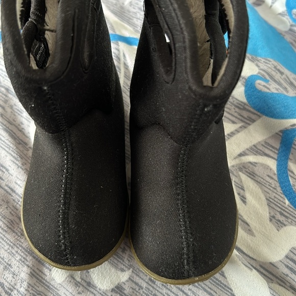 BABY BLACK BOGS II SOLID Baby and Toddlers,like new - Picture 2 of 6